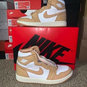 Jordan 1 High Praline